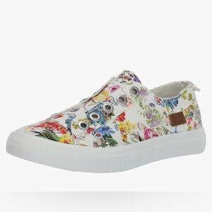 Blowfish Floral White Sneakers NWOT size 7.5